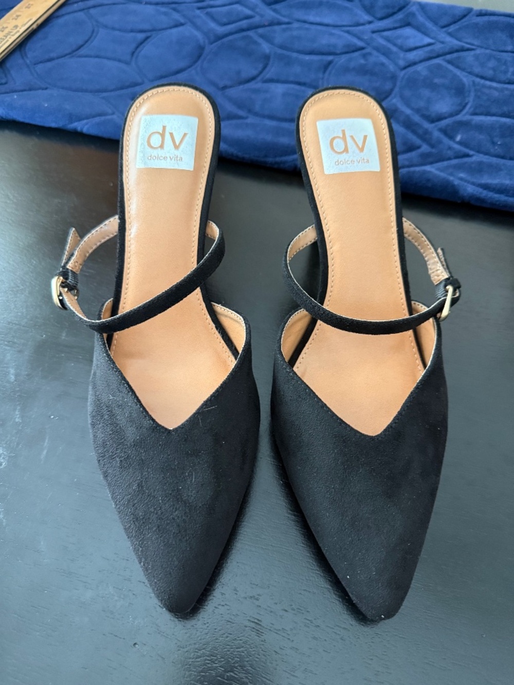 NWOT DV by Dolce Vita Elleganza Mule Pump in Black Faux Suede